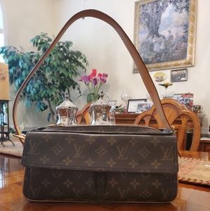 Louis Vuitton Purse
